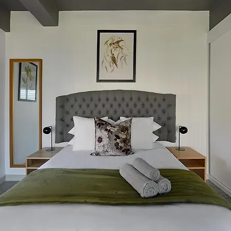 Ira - Luxury Apt With City & Mountain Views Cape Town Exterior photo